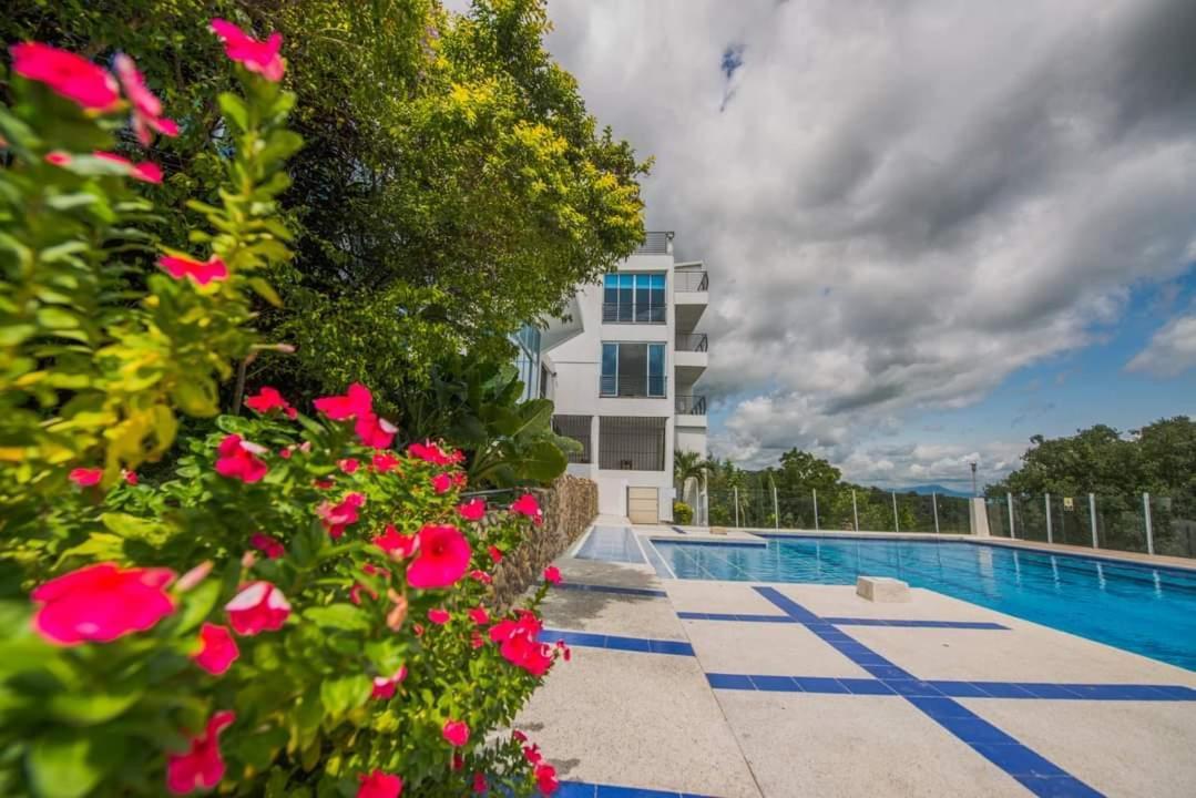 Hotel Campestre La Montana จีราร์ดอท ภายนอก รูปภาพ