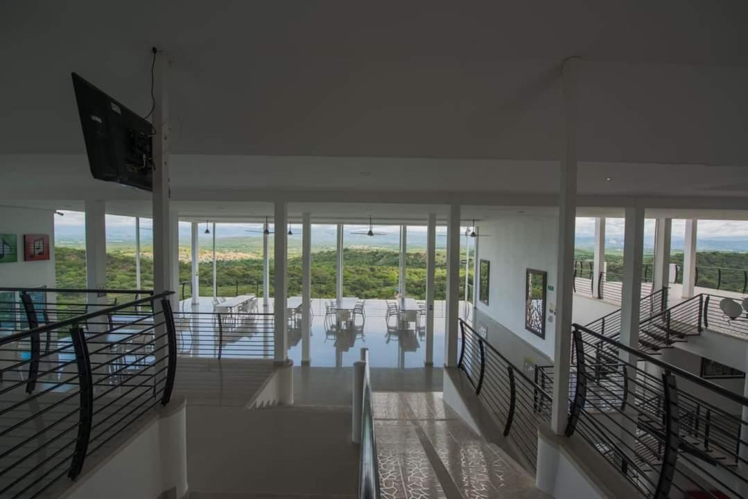 Hotel Campestre La Montana จีราร์ดอท ภายนอก รูปภาพ